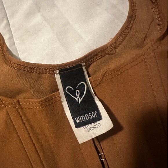 WINDSOR Corset clip top - Picture 3 of 3